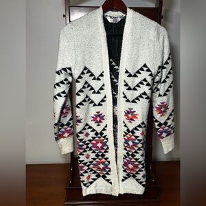 No Boundaries Women’s Small Long Cardigan, Aztec Geomatric Print, Ling Sleeve